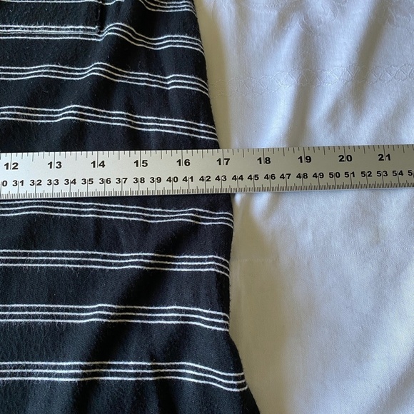 Lou & Gray Women's Black with White‎ Stripes Heavy T-Shirt Dress Size X-Small - Picture 8 of 12